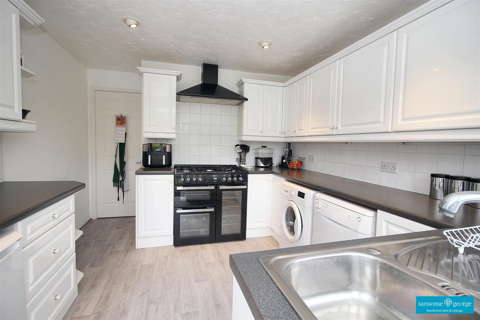Treeton Close, Lower Earley